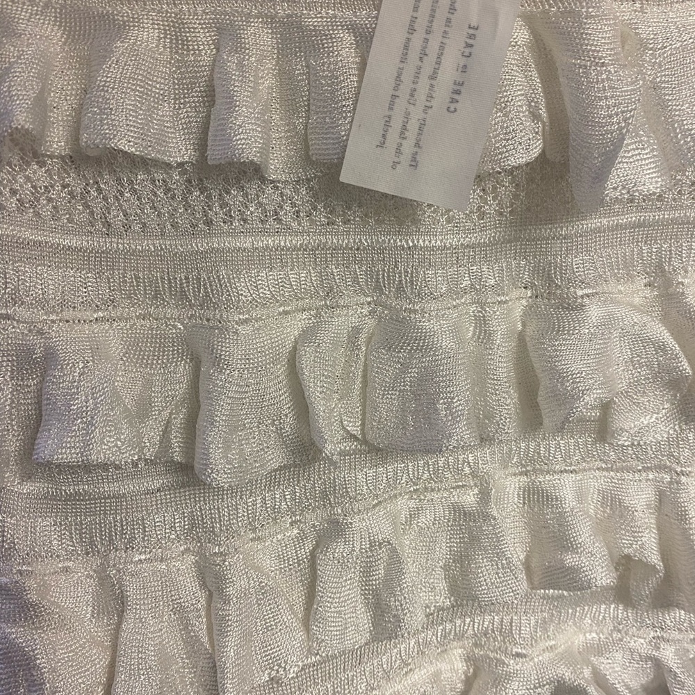 LAST ONE ☺️NWT Anthropologie Ruffle long sleeve Sweater🩷 GRAB IT ⭐️ - Picture 4 of 5